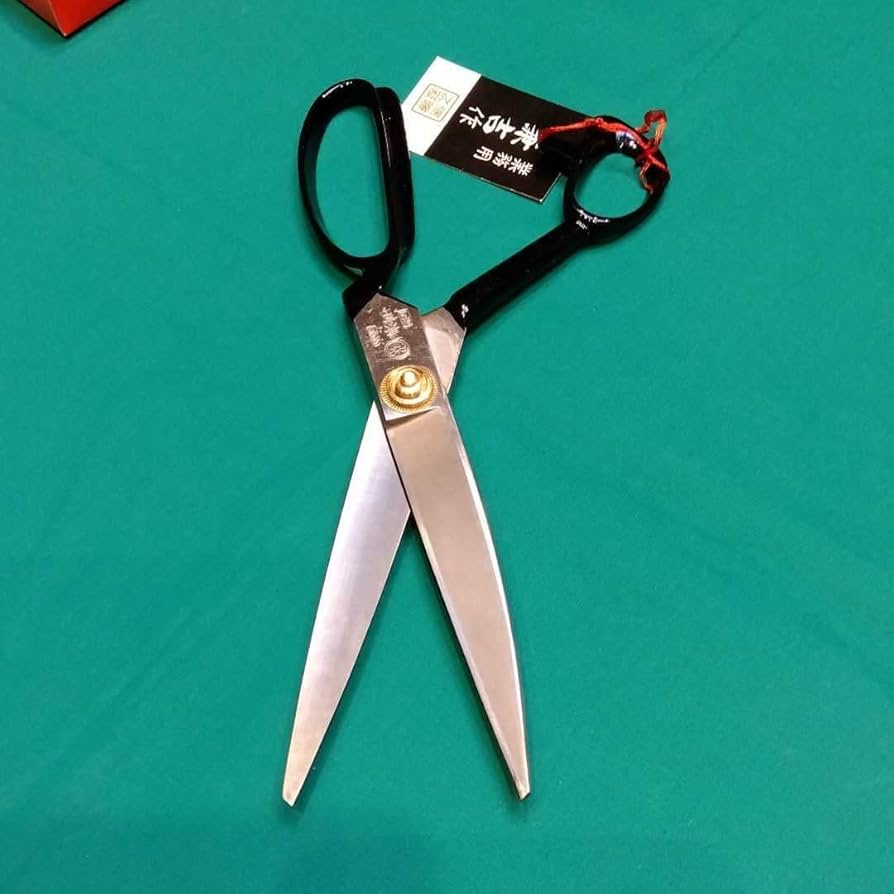 Amazon.co.jp: 《業務用》兼吉作 裁ち鋏 洋裁鋏 280 : DIY・工具
